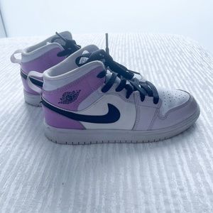 Nike Jordan purple 2Y girls